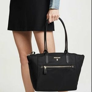 Michael Kors Nylon Kelsey Black Medium…